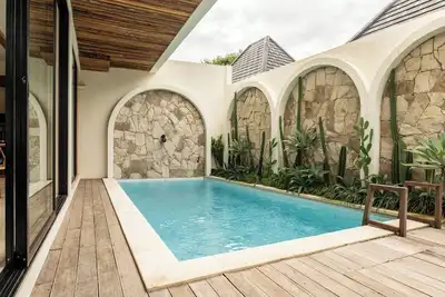 Image de Spacious 4-bedroom Private villa in charming in Kuta with Swimming Pools