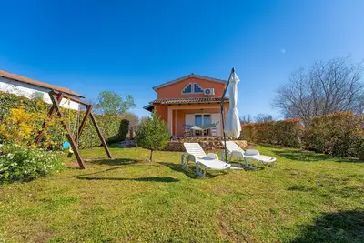 Image de Vacation home Paradiso in the quiet village of Kampelje on the island of Krk