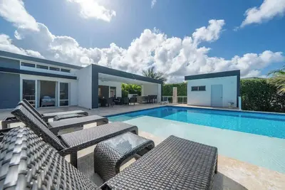 Image de Luxury • Infinity Pool • Exclusive • 2br