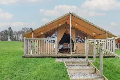 Image de Bracelands - Safari Tent 5, pet friendly, with a garden in Coleford