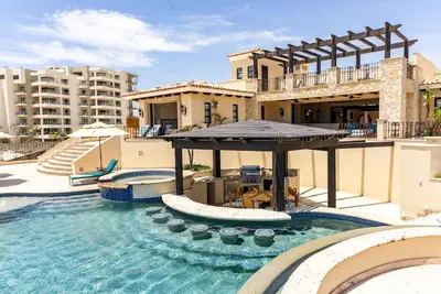 Image de Diamante Beach Estate Villa-Private Resort-Style Escape on Golf Course