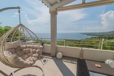 Image de Villa Artemis, sea front