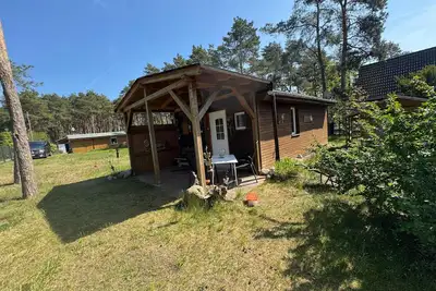 Image de Huhnhaus Zinnowitz - Log cabin in the dune forest
