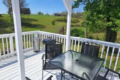 Image de Easy Access Ramp Entry  3-bedroom 2 bathroom Harrison Cottage with Ac