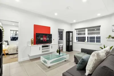 Image de Fabulous 2-bedroom apartment with jacuzzi bath in Bondi near the beach