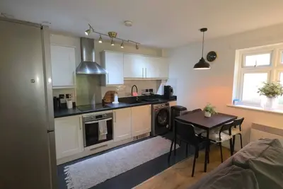 Image de Modern Ground Flat 2 Beds and 2 Sofa Beds