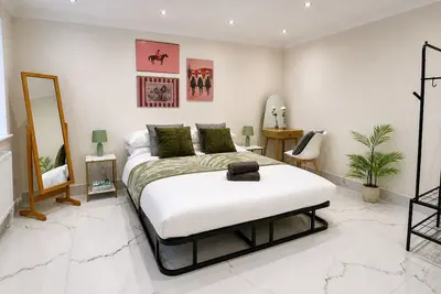 Image de Spacious & Relaxing 4br House | Excellent transpo.