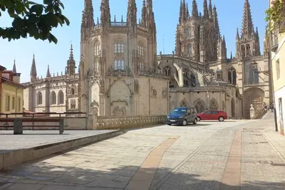 Image de By the Cathedral with optional parking.
