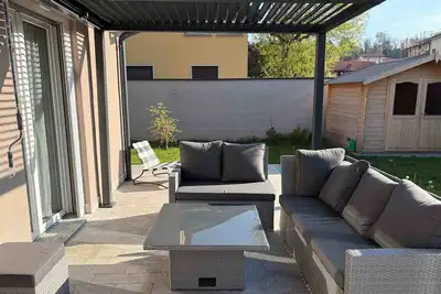 Image de Villa Lisa avec jardin privé près du lac de Côme et de Milan + parking et Wi-Fi