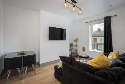 Image de Cosy and modern 2-bed first floor apartment close to Blackpool Centre