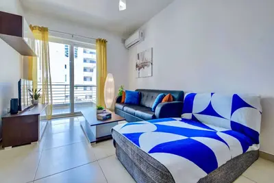 Image de Super Location, St Julians, 2 Bedroom, Paceville Apt 7 by Vaganza
