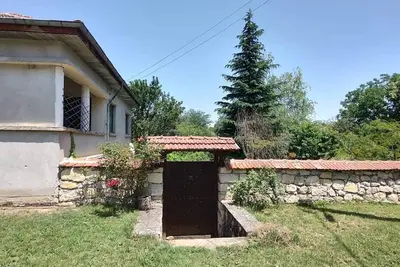 Image de Tranquil 3-bedroom house with amazing garden in charming Malko Tranovo