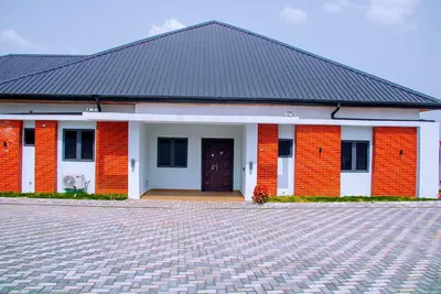 Image de Zenith House ~ Spacious, Fully Furnished & Secure Serviced Apartment in Ibadan