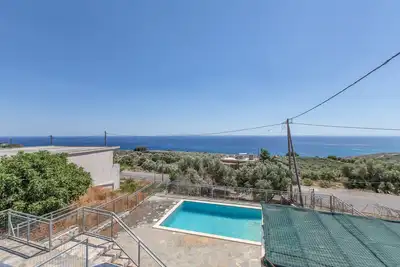 Image de Libyan Breeze — Appartement avec vue mer, piscine privée, jardin et Wi-Fi