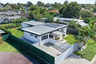 Image de Boutique Bribie Beach-house, pet friendly and in great location.