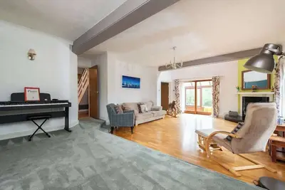 Image de Spacious 5br Home in Redditch