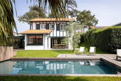 Image de Scala - Villa élégante entre océan et golf – 4 chambres & 3 salles de bain – 7 occupants – Anglet