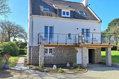 Image de Maison mer campagne rénovée, proche océan et sentiers de randonnées.