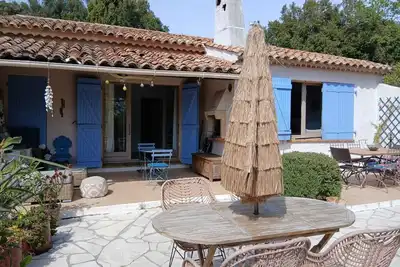 Image de Charmante maison dans le Var dans une résidence avec piscine