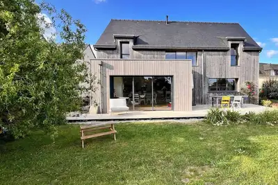 Image de Maison chaleureuse en ossature bois, entre Océan et Golfe du Morbihan!