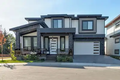 Image de 🏡 Upscale Cozy 2br Coastal Suite  Private Entry, Laundry & Minutes to the Beach