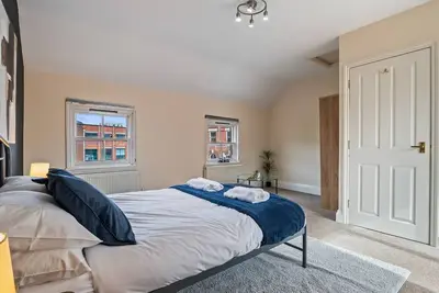 Image de Homely Stay | Fast Wi-Fi|Smart Tv|Balcony