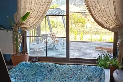 Image de Cozy 3-bedroom cottage in perfect Bergama with Ac comfort