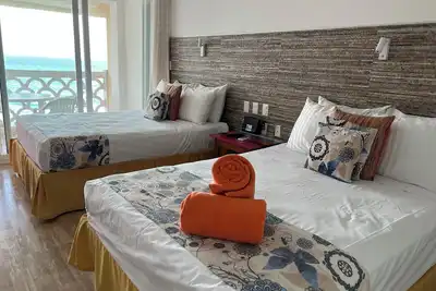 Image de Studio with balcony, sea view - Private beach access