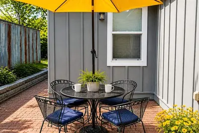 Image de Cozy 2-bedroom cottage in delightful Eudora with Ac
