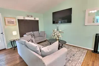 Image de Portofino; Sylvan Mintal Retreat! 3 bed in Mgm