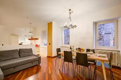 Image de Historic Palazzo Gritti - Lugano Lakefront stay - Camelia, Morcote, Switzerland