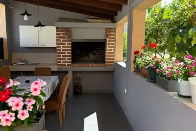 Image de Appartement de deux chambres avec la terrasse Nin (Zadar) (A-25940-a)