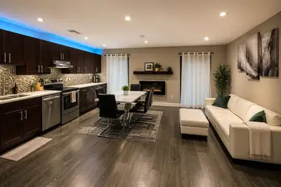 Image de The Refined Family Residence