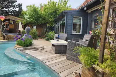 Image de Relaxed summer vacation in charming house with comfort and a touch of luxury