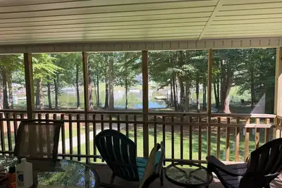 Image de Skipper's Cove, Lakefront Family Escape w/ Private Dock, Kayaks, Fire Pit & more