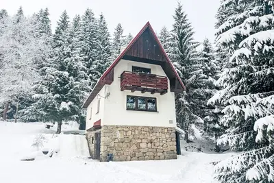 Image de Merveilleuse maison de vacances privée pour 7 personnes avec Wifi, Tv et animaux admis