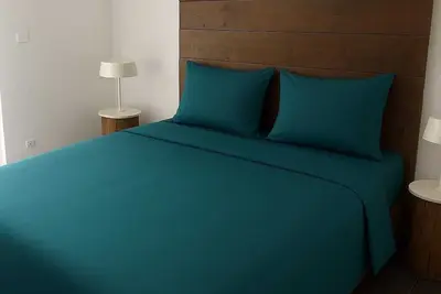 Image de Charmant studio rénové en Rdc - piscine avec vue jardin à 5 minutes des plages