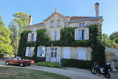 Image de Authentic manor house with beautiful, wooded park-14 sleeping places