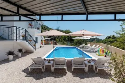 Image de House12 with pool