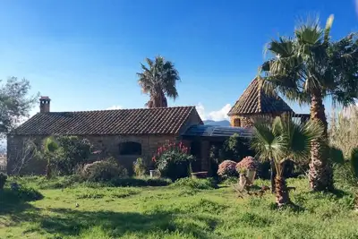 Image de La Teja : Retraite Naturelle avec Yoga Privé au Parc des Alcornocales
