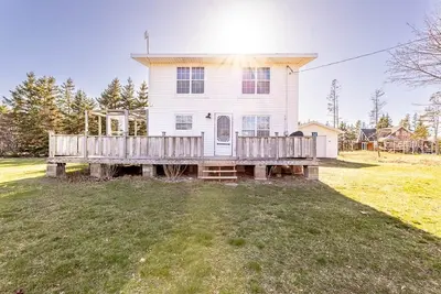 Image de Love Shack at the Shore | Near Lakeside Beach
