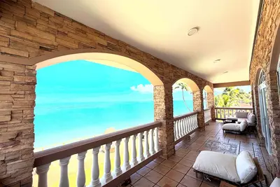 Image de Oceanfront 4br Villa - Jacuzzi - Aguada