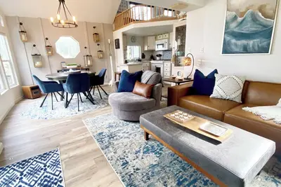 Image de Hunter Creek Cottage in Gold Beach w/ hot tub & pet friendly