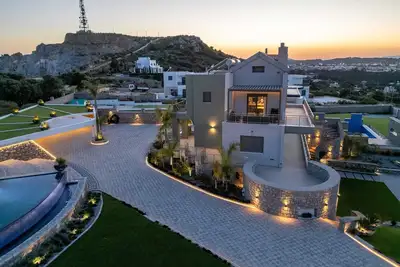 Image de Rhode Luxury Villa, Villa