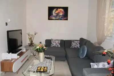 Image de Enora Loutraki! Stylish 2br Retreat with private Garden near the Sea.