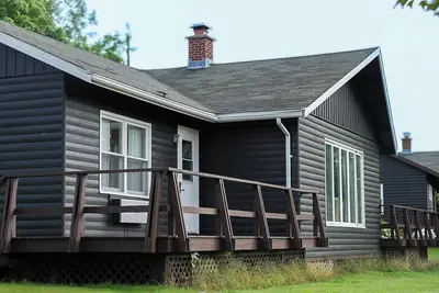 Image de Riverside King Motel Room at Liscombe Lodge