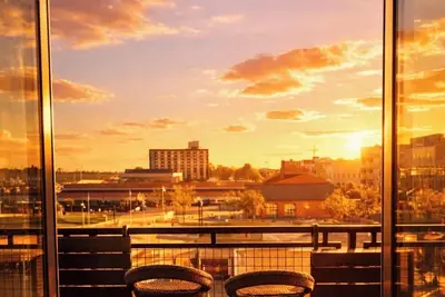 Image de Downtown Waterfront Stunning Views of Cedar Point!