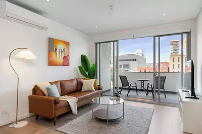Image de Freya & Frew - Balcony Apartment Near Central Market