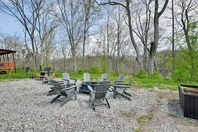Image de 2 Cabins Near Lake Cumberland Boat Ramps!