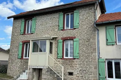 Image de Charmante maison entre lac et nature